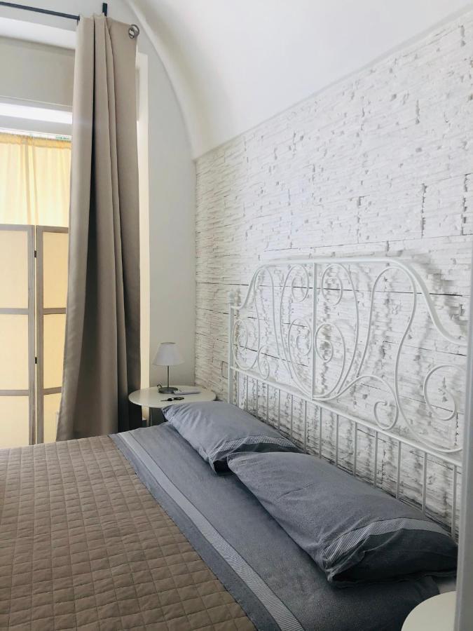 Zi' Mari' - Via Roma Hotel Polignano a Mare Buitenkant foto